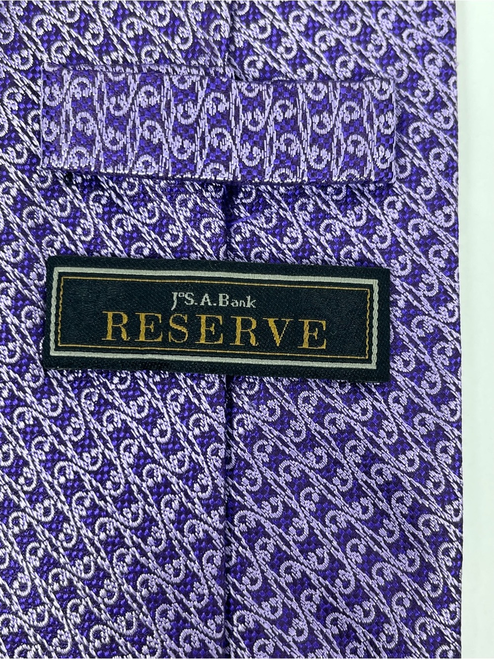 Jos A Bank Reserve Men's 100% Silk Purple Geometric Pattern Long Tie One Size - Picture 6 of 9